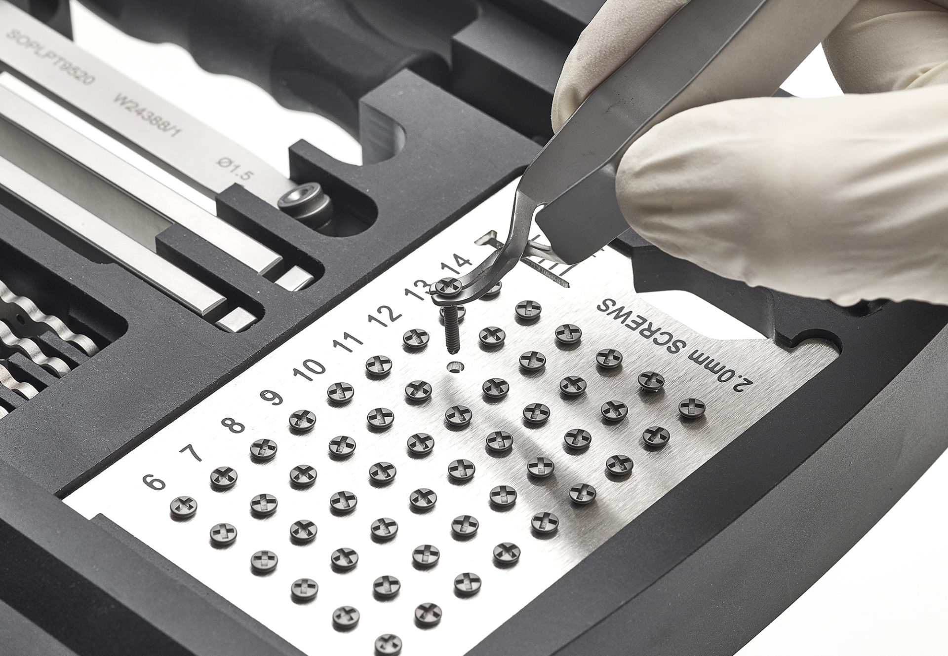 Low Profile SOPTM system, titanium alloy tools in a black plastic container